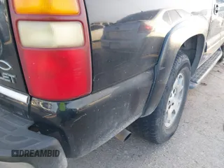 2002 Chevrolet Suburban LS with VIN 3GNEC16Z52G247934, listed as a IAAI auction lot 41081608 with 1 mi miles. Bid and sale history available at carsss.com. Image 15.