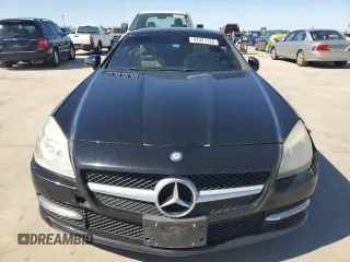 2013 Mercedes-Benz SLK-Class SLK 250 with VIN WDDPK4HA7DF053610, listed as a Copart auction lot 47421125 with 118,578 mi miles and Clean Title. Bid and sale history available at carsss.com. Image 5.