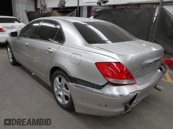 2006 Acura RL with VIN JH4KB16596C008101, listed as a IAAI auction lot 41939783 with Not provided miles and . Bid and sale history available at DreamBid. Image 3.