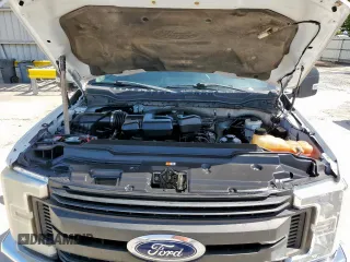 2017 Ford F-250 XLT with VIN 1FT7X2B63HED50048, listed as a Copart auction lot 61651905 with 236,773 mi miles and Clean title. Bid and sale history available at DreamBid. Image 11.