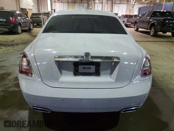 2021 Rolls-Royce Ghost z VIN SCATV0C04MU208558, wystawiony jako Copart lot #41417175 z przebiegiem Nie podano mil oraz Szkoda całkowita • Salvage title. Historia ofert i sprzedaży dostępna na DreamBid. Obrazek 6.