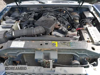 2005 Ford Explorer Sport Trac XLS z VIN 1FMZU77K55UB60334, wystawiony jako IAAI lot #41984083 z przebiegiem Nie podano mil oraz . Historia ofert i sprzedaży dostępna na DreamBid. Obrazek 10.