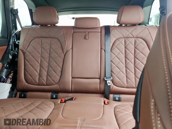 2024 BMW X5 xDrive40i with VIN 5UX23EU09R9T07066, listed as a Copart auction lot 61271495 with 18,042 mi miles and Salvage title. Bid and sale history available at DreamBid. Image 10.