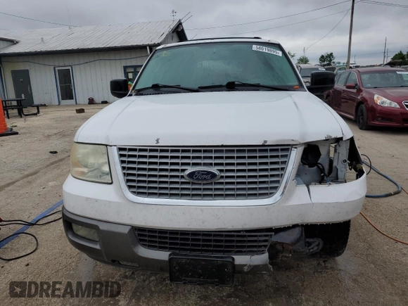 2004 Ford Expedition Special Service with VIN 1FMEU15W04LB07353, listed as a Copart auction lot 58019895 with 230,542 mi miles and Salvage title. Bid and sale history available at DreamBid. Image 5.