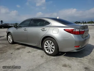 2015 Lexus ES 300h Hybrid with VIN JTHBW1GG3F2092622, listed as a Copart auction lot 69371113 with 182,507 mi miles. Bid and sale history available at carsss.com. Image 2.
