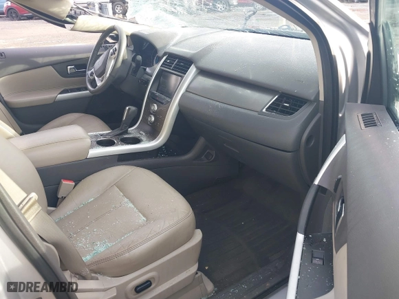 2013 Ford Edge SEL with VIN 2FMDK3JC8DBB97621, listed as a IAAI auction lot 41100900 with 200,806 mi miles. Bid and sale history available at carsss.com. Image 5.