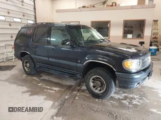 1999 Mercury Mountaineer z VIN 4M2DU55P0XUJ08169, wystawiony jako IAAI lot #42150344 z przebiegiem 164 994 mil mil oraz . Historia ofert i sprzedaży dostępna na DreamBid. Obrazek 1.