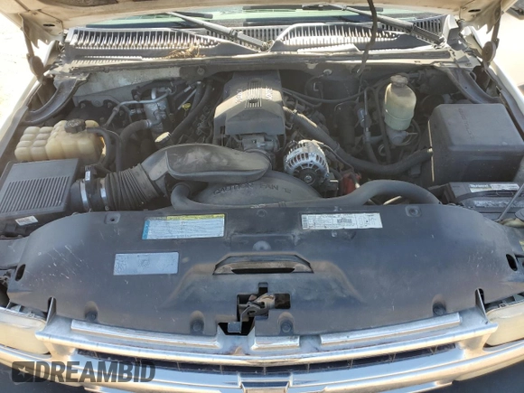 2000 Chevrolet Suburban LS with VIN 3GNGK26U2YG222505, listed as a Copart auction lot 74813244 with 311,269 mi miles and Salvage Title. Bid and sale history available at carsss.com. Image 12.