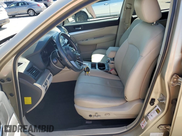 2010 Subaru Outback Premium z VIN 4S4BRCEC3A3361060, wystawiony jako Copart lot #70824114 z przebiegiem 154 524 mil mil oraz Szkoda całkowita • Salvage title. Historia ofert i sprzedaży dostępna na DreamBid. Obrazek 7.