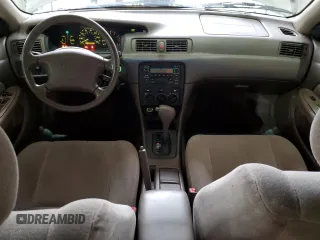 2000 Toyota Camry CE with VIN 4T1BG22K0YU961745, listed as a Copart auction lot 47946965 with 245,475 mi miles and Salvage Title. Bid and sale history available at carsss.com. Image 8.