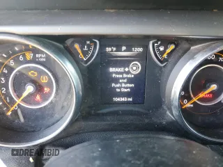 2020 Jeep Wrangler Unlimited Sport S z VIN 1C4HJXDG5LW325387, wystawiony jako Copart lot #41467505 z przebiegiem 104 343 mil mil oraz Szkoda całkowita • Salvage title. Historia ofert i sprzedaży dostępna na DreamBid. Obrazek 9.