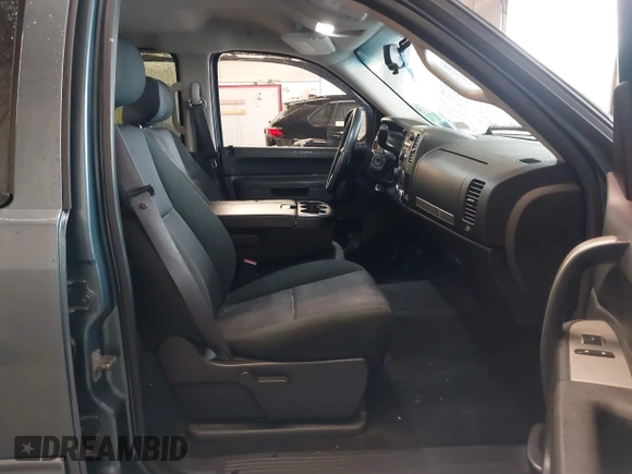 2011 Chevrolet Silverado 1500 LT with VIN 1GCPKSE39BF265085, listed as a IAAI auction lot 42198467 with 135,879 mi miles and . Bid and sale history available at DreamBid. Image 5.