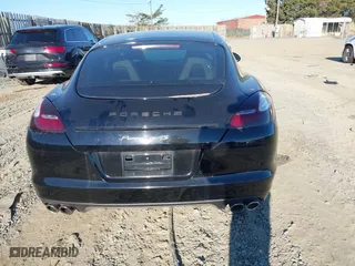 2010 Porsche Panamera S with VIN WP0AB2A71AL063114, listed as a IAAI auction lot 41169138 with 127,292 mi miles. Bid and sale history available at carsss.com. Image 16.