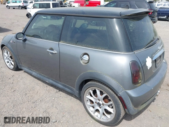 2006 MINI Hardtop S with VIN WMWRE33576TL20826, listed as a IAAI auction lot 42130614 with 160,938 mi miles and . Bid and sale history available at DreamBid. Image 3.