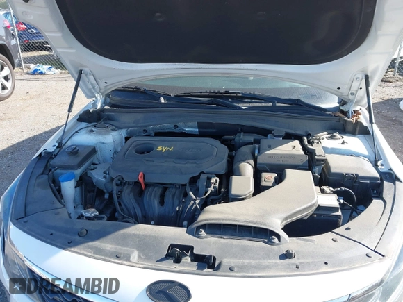 2019 Kia Optima LX with VIN 5XXGT4L33KG364935, listed as a IAAI auction lot 41991965 with 86,380 mi miles. Bid and sale history available at carsss.com. Image 10.