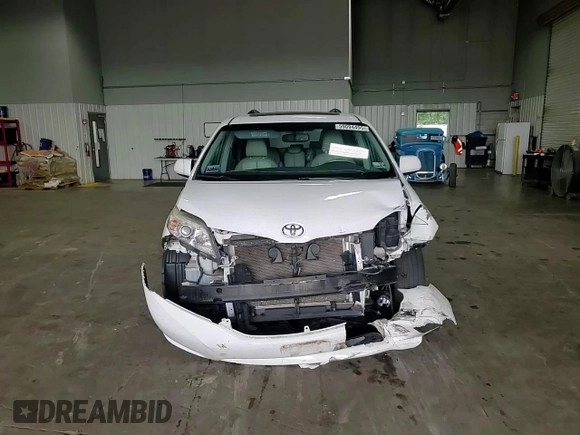 2013 Toyota Sienna XLE AAS with VIN 5TDYK3DC9DS330919, listed as a Copart auction lot 59094495 with 147,638 mi miles and Salvage title. Bid and sale history available at DreamBid. Image 14.