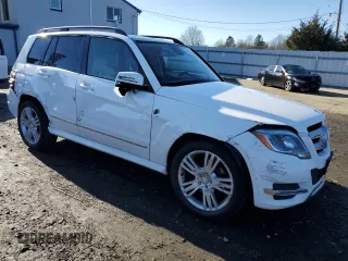 2015 Mercedes-Benz GLK 250 with VIN WDCGG0EB8FG433824, listed as a Copart auction lot 82274453 with 106,209 mi miles and . Bid and sale history available at DreamBid. Image 4.
