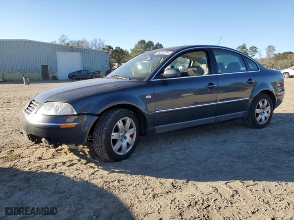 2003 Volkswagen Passat GLX with VIN WVWRH63B63P446844, listed as a Copart auction lot 86323794 with 157,023 mi miles and Clean Title. Bid and sale history available at carsss.com. Image 1.