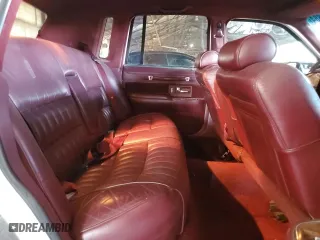 1994 Lincoln Town Car Executive with VIN 1LNLM81W9RY755340, listed as a Copart auction lot 68571884 with 167,150 mi miles and Salvage Title. Bid and sale history available at carsss.com. Image 10.