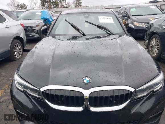 2021 BMW 3 Series 330i with VIN 3MW5R1J00M8B80041, listed as a IAAI auction lot 41727136 with 1 mi miles. Bid and sale history available at carsss.com. Image 12.