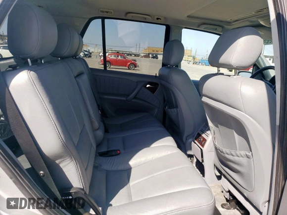 2002 Mercedes-Benz M-Class with VIN 4JGAB75E12A308993, listed as a Copart auction lot 48964095 with 75,340 mi miles and Salvage Title. Bid and sale history available at carsss.com. Image 11.