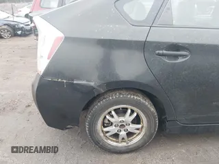 2010 Toyota Prius II z VIN JTDKN3DU6A0115101, wystawiony jako IAAI lot #41961046 z przebiegiem 271 930 mil mil oraz . Historia ofert i sprzedaży dostępna na DreamBid. Obrazek 6.