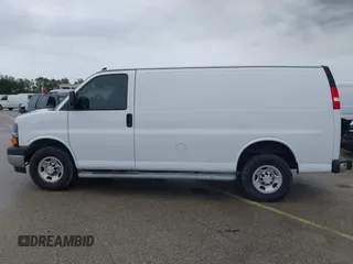2021 Chevrolet Express Cargo with VIN 1GCWGAFP2M1204749, listed as a IAAI auction lot 42672844 with 57,795 mi miles and . Bid and sale history available at DreamBid. Image 14.