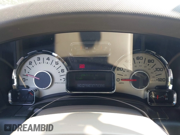2009 Ford Expedition Max SSV with VIN 1FMFK16589EB03062, listed as a IAAI auction lot 42564667 with 286,266 mi miles and . Bid and sale history available at DreamBid. Image 7.