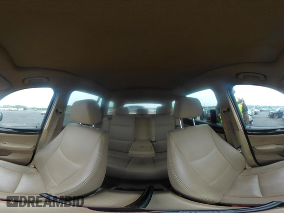 2014 BMW X3 xDrive28i with VIN 5UXWX9C53E0D24893, listed as a IAAI auction lot 42232368 with 15,000 mi miles and . Bid and sale history available at DreamBid. Image 18.