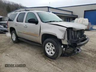 2007 GMC Yukon SLE with VIN 1GKFK13017J298556, listed as a Copart auction lot 43984975 with 168,822 mi miles and Salvage Title. Bid and sale history available at carsss.com. Image 4.