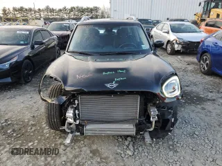 2022 MINI Countryman Cooper S with VIN WMZ83BR08N3N71282, listed as a Copart auction lot 83673944 with 18,095 mi miles and Salvage title. Bid and sale history available at DreamBid. Image 5.