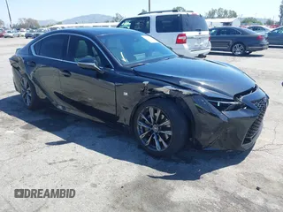 2021 Lexus IS 350 F Sport z VIN JTHGZ1B25M5039957, wystawiony jako IAAI lot #42013712 z przebiegiem 56 521 mil mil oraz . Historia ofert i sprzedaży dostępna na DreamBid. Obrazek 1.
