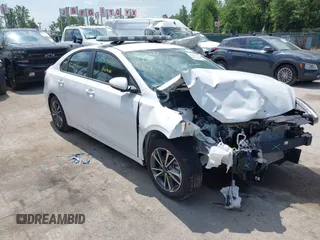 2023 Kia Forte LXS z VIN 3KPF24AD8PE636700, wystawiony jako IAAI lot #42055266 z przebiegiem 7 344 mil mil oraz . Historia ofert i sprzedaży dostępna na DreamBid. Obrazek 1.
