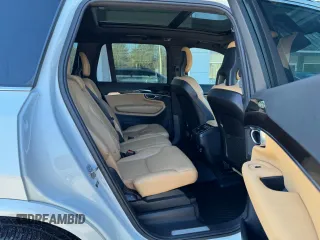 2017 Volvo XC90 Momentum with VIN YV4A22PK4H1126799, listed as a Copart auction lot 47779275 with 193,815 mi miles and Clean Title. Bid and sale history available at DreamBid. Image 6.