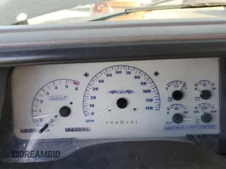 1999 GMC Denali z VIN 1GKEK13R3XR908307, wystawiony jako Copart lot #78595094 z przebiegiem 138 098 mil mil oraz Szkody całkowita. Historia ofert i sprzedaży dostępna na DreamBid. Obrazek 9.