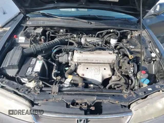 1997 Honda Accord z VIN 1HGTB5622VA476216, wystawiony jako IAAI lot #41407716 z przebiegiem 285 385 mil mil oraz . Historia ofert i sprzedaży dostępna na DreamBid. Obrazek 10.