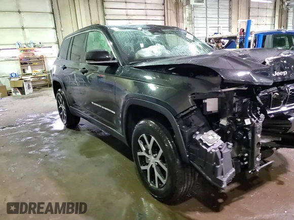 2024 Jeep Grand Cherokee Limited z VIN 1C4RJHBG7RC166637, wystawiony jako Copart lot #47557925 z przebiegiem 5 551 mil mil oraz Szkoda całkowita • Salvage title. Historia ofert i sprzedaży dostępna na DreamBid. Obrazek 14.