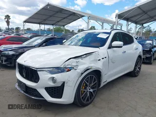 2019 Maserati Levante S with VIN ZN661YUS1KX318915, listed as a IAAI auction lot 41949952 with 74,355 mi miles. Bid and sale history available at carsss.com. Image 17.