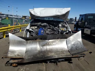 2023 Ford F-350 z VIN 1FT8X3BA4PEC82078, wystawiony jako Copart lot #46542345 z przebiegiem Nie podano mil oraz Szkoda całkowita • Salvage title. Historia ofert i sprzedaży dostępna na DreamBid. Obrazek 5.