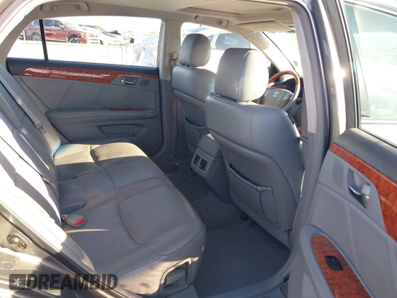 2006 Toyota Avalon XL with VIN 4T1BK36B86U140565, listed as a IAAI auction lot 41297851 with 186,025 mi miles. Bid and sale history available at carsss.com. Image 8.