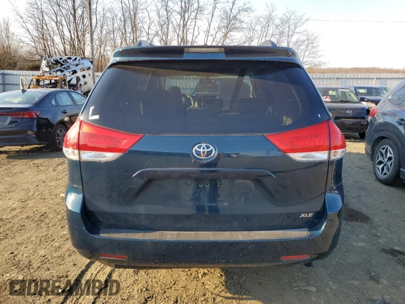 2011 Toyota Sienna XLE AAS with VIN 5TDYK3DC9BS135724, listed as a Copart auction lot 47119325 with 0 mi miles and Clean Title. Bid and sale history available at carsss.com. Image 6.
