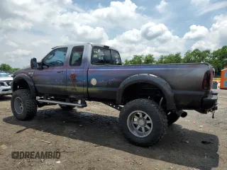 2006 Ford F-250 XL with VIN 1FTSX21P56EB39497, listed as a Copart auction lot 63044015 with 123,972 mi miles and Clean title. Bid and sale history available at DreamBid. Image 2.
