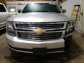 2018 Chevrolet Tahoe Premier with VIN 1GNSKCKCXJR160533, listed as a Copart auction lot 55648025 with 102,243 mi miles and Salvage title. Bid and sale history available at DreamBid. Image 5.