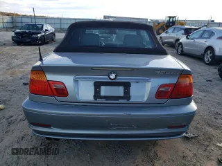2004 BMW 3 Series 325Ci with VIN WBABW33434PL33682, listed as a Copart auction lot 81960894 with 135,460 mi miles and Salvage Title. Bid and sale history available at carsss.com. Image 6.