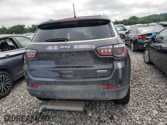 2024 Jeep Compass Latitude z VIN 3C4NJDBN0RT591675, wystawiony jako Copart lot #58857025 z przebiegiem 15 146 mil mil oraz Nie do naprawy • Non repairable. Historia ofert i sprzedaży dostępna na DreamBid. Obrazek 6.