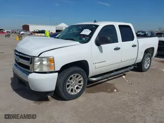 2007 Chevrolet Silverado 1500 LT w/1LT with VIN 2GCEC13C471716312, listed as a IAAI auction lot 41792270 with 84,649 mi miles. Bid and sale history available at carsss.com. Image 17.
