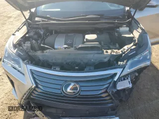 2017 Lexus RX 350 z VIN 2T2BZMCA5HC108623, wystawiony jako Copart lot #60091395 z przebiegiem 73 751 mil mil oraz Szkoda całkowita • Salvage title. Historia ofert i sprzedaży dostępna na DreamBid. Obrazek 12.