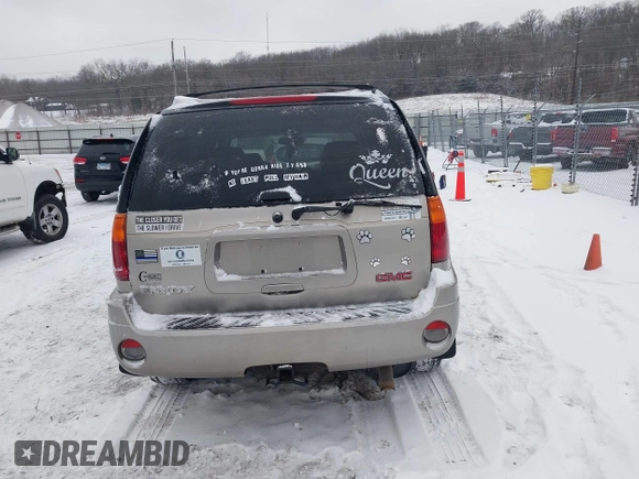 2002 GMC Envoy SLT with VIN 1GKDT13S022333743, listed as a IAAI auction lot 41562458 with 193,087 mi miles. Bid and sale history available at carsss.com. Image 16.
