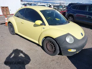 2001 Volkswagen Beetle GLS with VIN 3VWCK21C01M479656, listed as a IAAI auction lot 41681094 with 155,572 mi miles and . Bid and sale history available at DreamBid. Image 1.