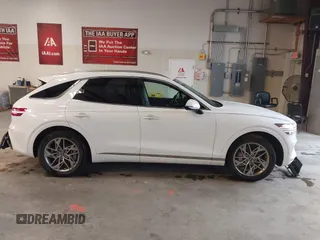 2025 Genesis GV70 2.5T z VIN 5NMMADTB9SH025307, wystawiony jako IAAI lot #42454804 z przebiegiem 20 799 mil mil oraz . Historia ofert i sprzedaży dostępna na DreamBid. Obrazek 14.